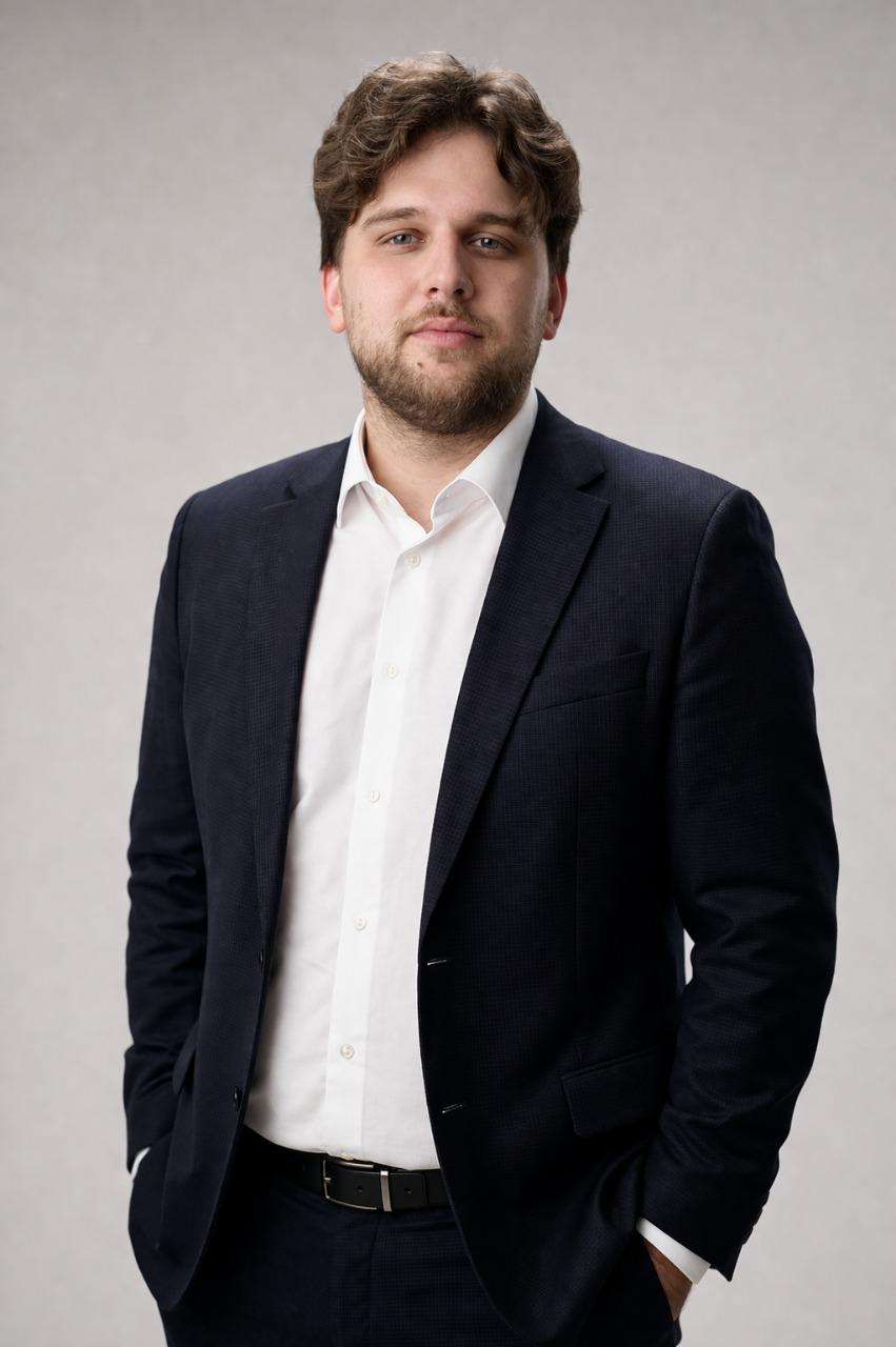 Михаил Винокуров